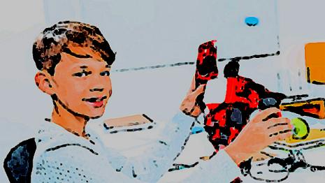 Construire un robot robot - cours - moteur - cerveau - futur Tu as un cours de robotique mais le robot que tu construis échappe à ton contrôle...