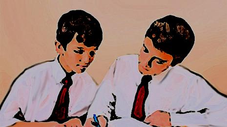 Nouvelle école école - cours - cravatte - uniforme - aide Tu es incrit dans une nouvelle école où l'uniforme est obligatoire...