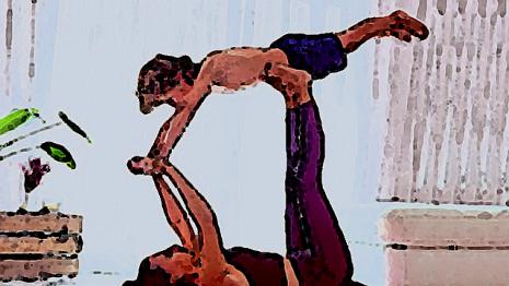 Dans les airs mère - yoga - salon- équilibre - air Ta mère veut à tout prix que tu te joignes à elle pour le cours de yoga...